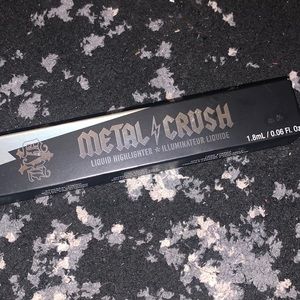 Kat Von D Metal Crush Liquid Highlighter